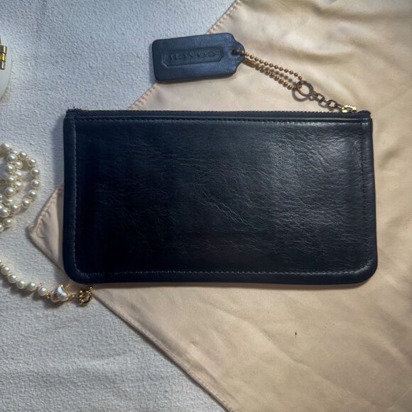 Vintage 60s/70s Coach Pouch with Striped Interior Lining and Original Creed - Picture 1 of 6